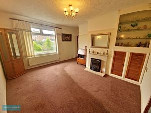 Sitting Room- click for photo gallery